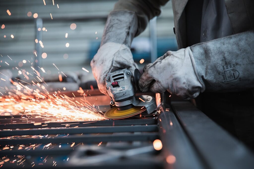 worker-ga4958e5cd_1280